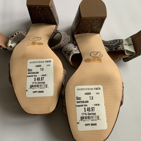 NWT! Chinese Laundry Yippy Snake slide - Picture 5 of 7